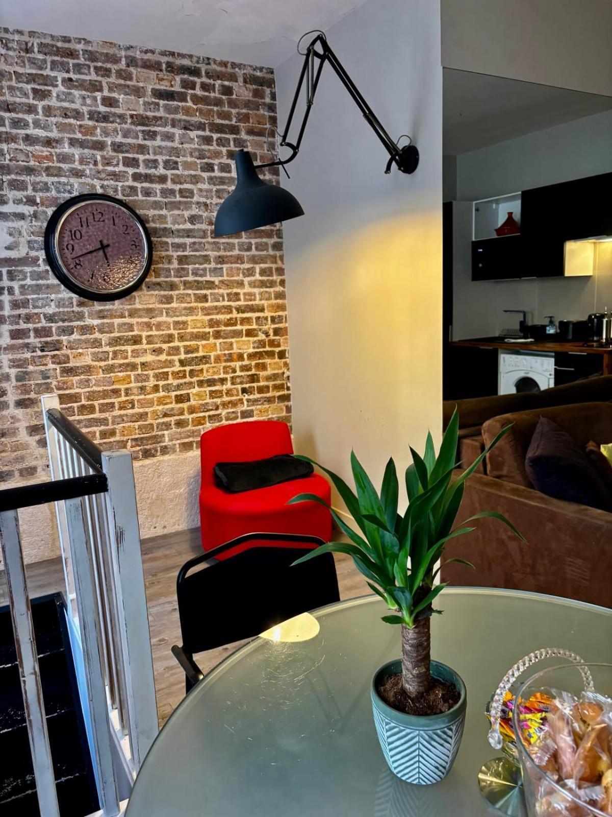 Charming For 4 People 1 Baby In The Heart Of Appartement Parijs